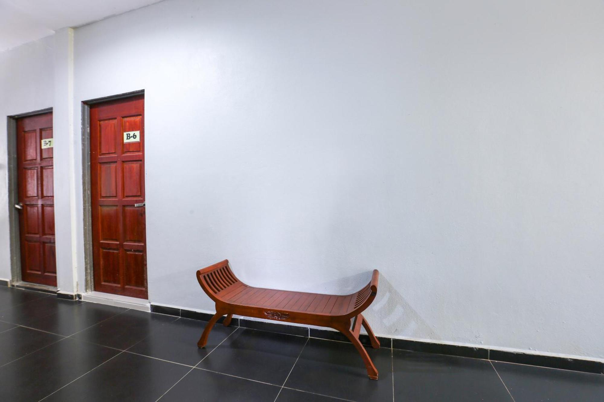 Oyo 89933 Nun Hotel Jeli Eksteriør bilde