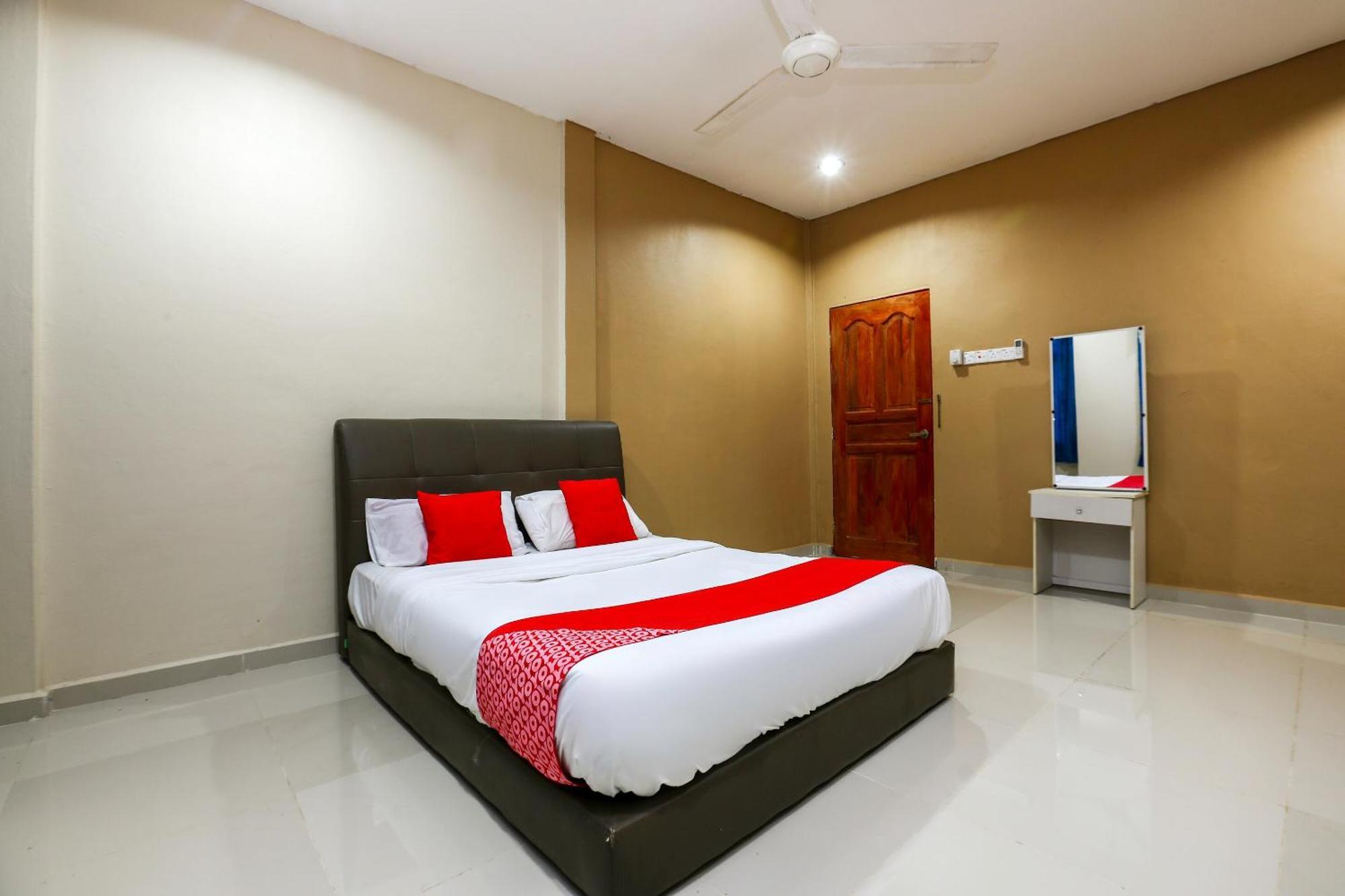 Oyo 89933 Nun Hotel Jeli Eksteriør bilde
