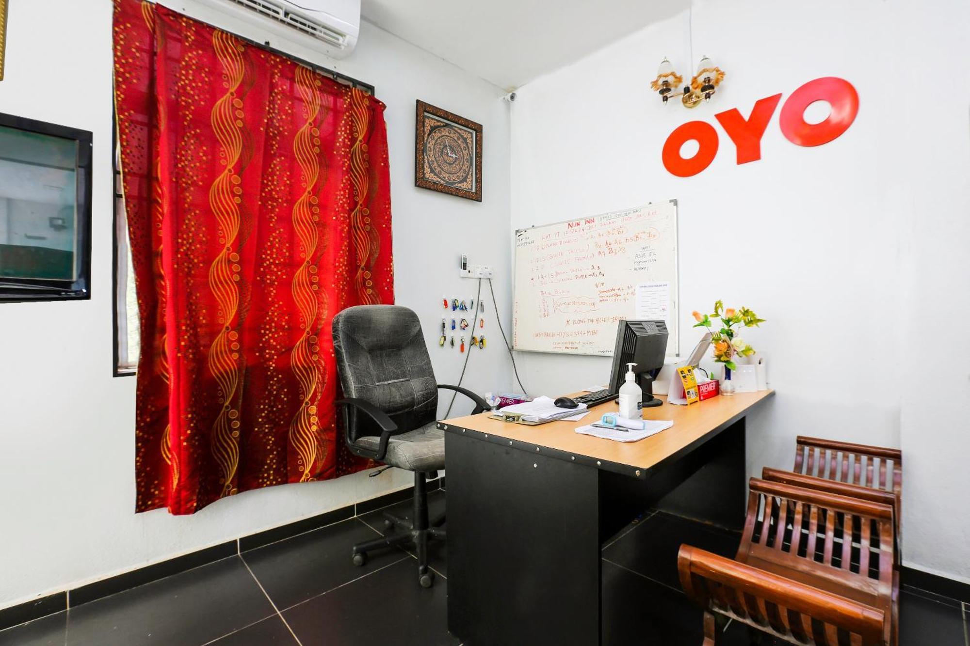 Oyo 89933 Nun Hotel Jeli Eksteriør bilde